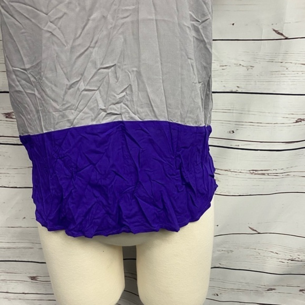 Splendid Grey‎ Color Block Top - Picture 4 of 9
